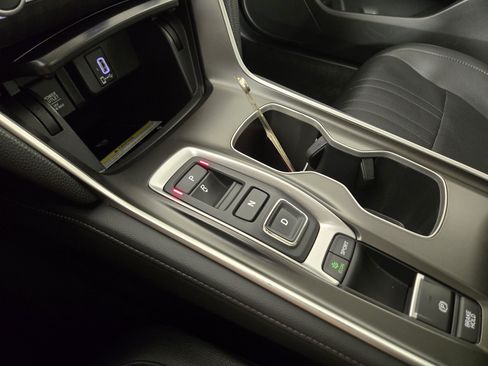 Used 2020 Honda Accord Touring image 24