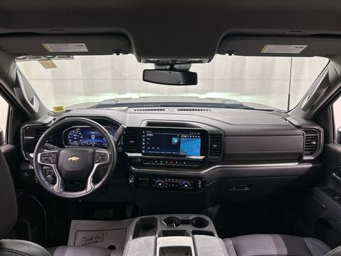 Certified 2025 Chevrolet Silverado 2500 LT w/ Z71 Chrome Sport Edition image 18