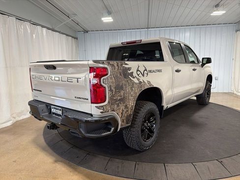 New 2026 Chevrolet Silverado 1500 Custom Trail Boss AWD/4WD image 9