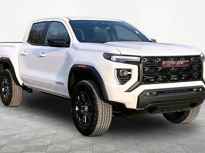 Used 2024 GMC Canyon Elevation w/ Convenience Package