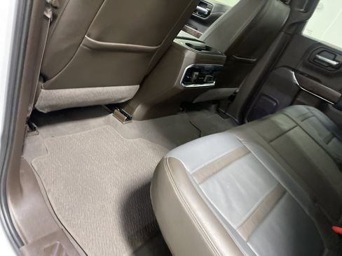 Used 2022 GMC Sierra 1500 Denali w/ Denali Reserve Package image 17