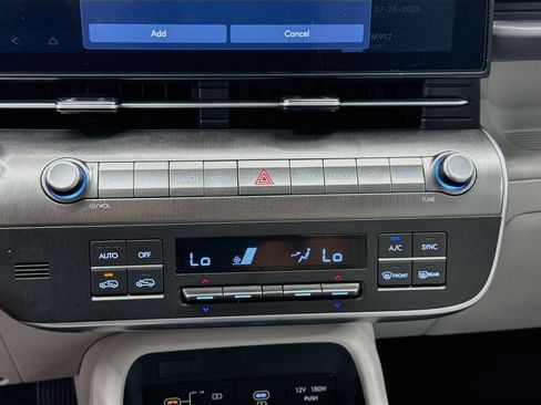 Used 2025 Hyundai Kona SEL FWD image 24