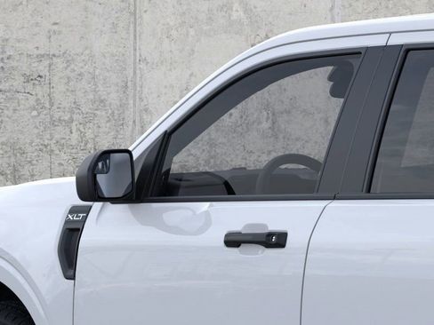 New 2025 Ford Maverick XLT image 21