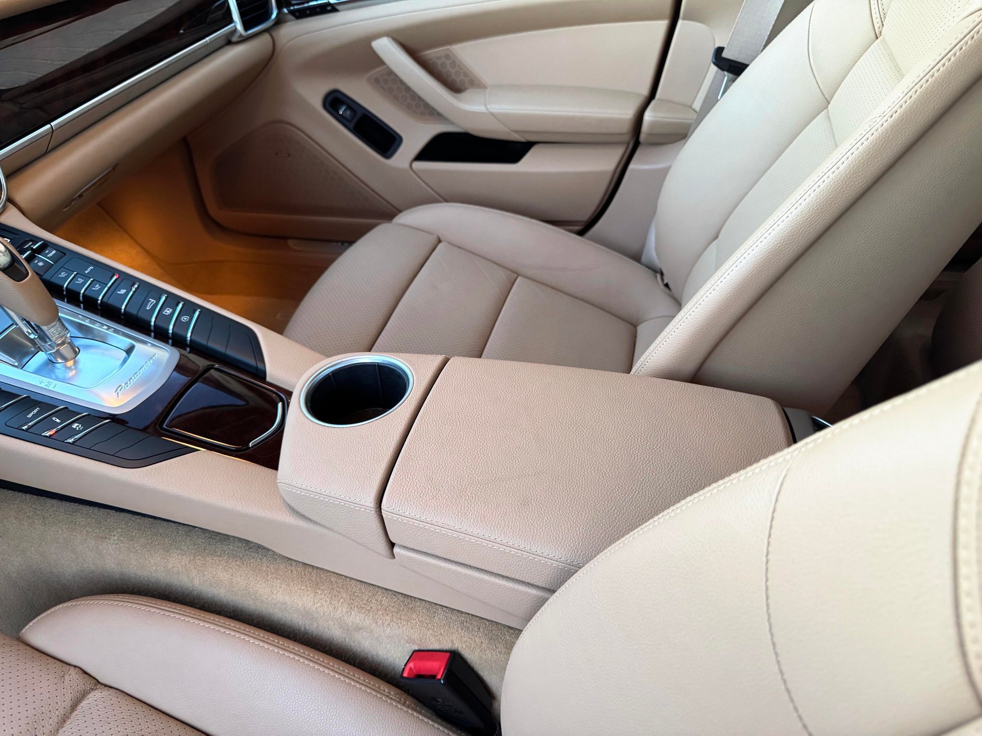 Used 2013 Porsche Panamera image 35