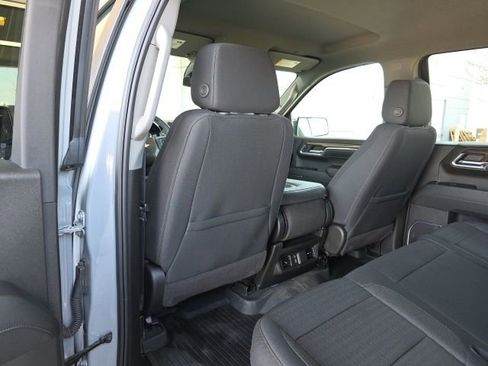 Used 2024 Chevrolet Silverado 1500 LT image 17