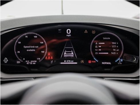 Certified 2025 Porsche Cayenne Coupe image 15