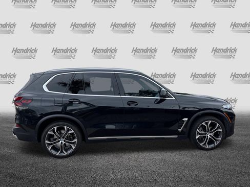 Certified 2024 BMW X5 xDrive40i w/ Premium Package AWD/4WD image 11