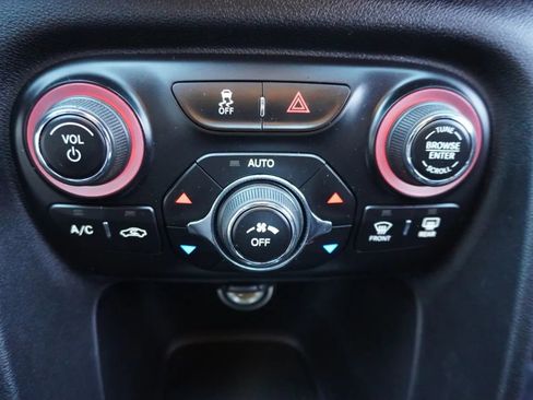 Used 2013 Dodge Dart GT image 17