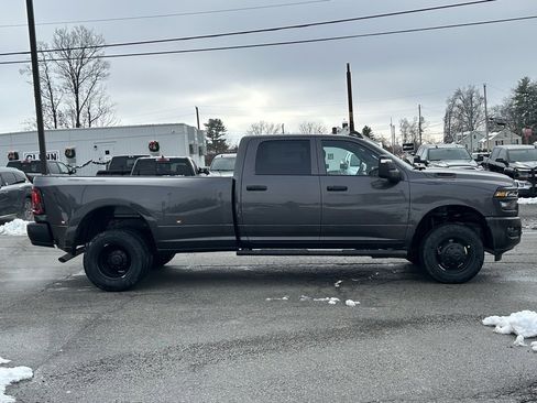 New 2026 RAM 3500 Tradesman image 5
