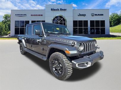 New 2025 Jeep Gladiator Sport