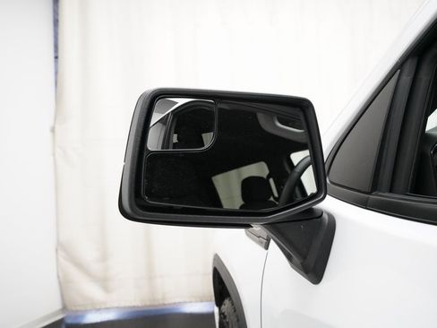 Used 2024 GMC Sierra 1500 Elevation image 24