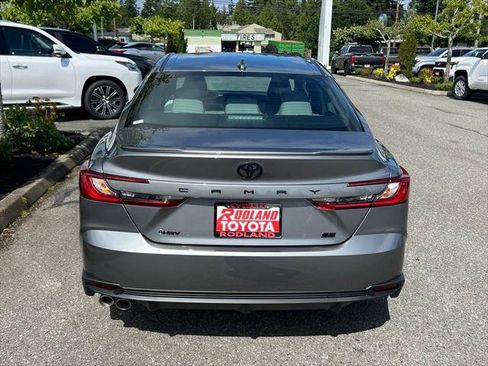 Certified 2026 Toyota Camry SE w/ Convenience Package FWD image 8