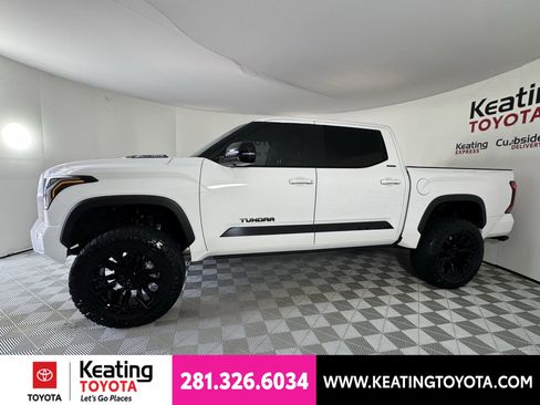 Used 2024 Toyota Tundra Limited AWD/4WD image 8