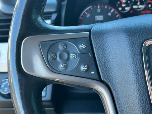 Used 2015 GMC Yukon Denali w/ Touring Package AWD/4WD image 18