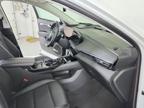 Used 2025 Buick Envision Preferred AWD/4WD image 28