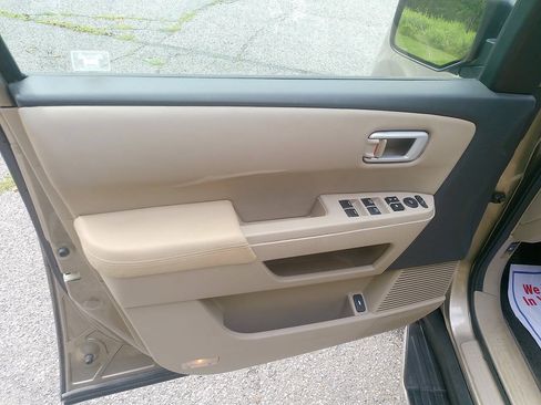 Used 2011 Honda Pilot EX-L image 9