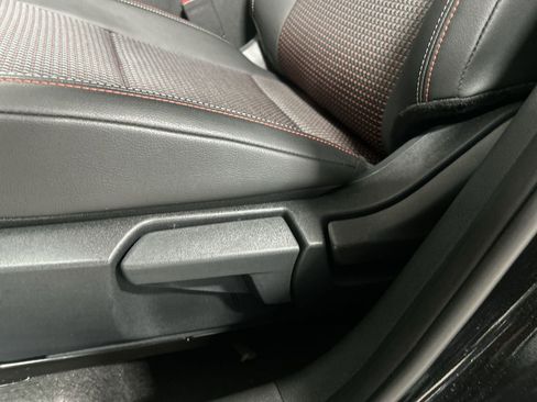 New 2026 Nissan Kicks SR w/ SR Premium Package image 23