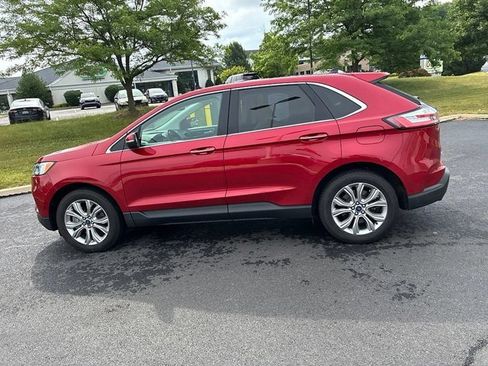 Used 2022 Ford Edge Titanium w/ Class II Trailer Tow Package AWD/4WD image 14