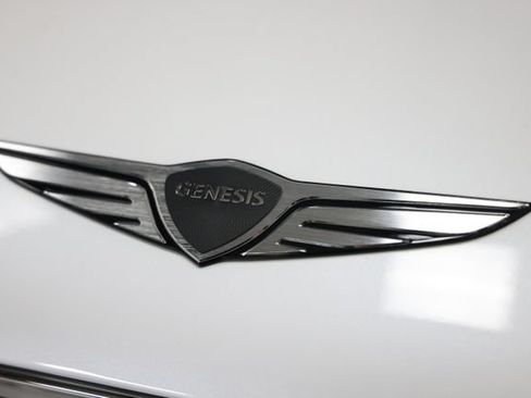 Used 2025 Genesis G90 3.5T AWD/4WD image 4