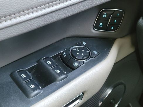 Used 2019 Ford Expedition Limited w/ Equipment Group 301A image 28