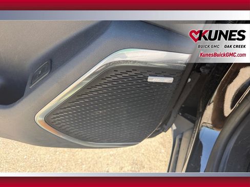Used 2024 GMC Acadia Elevation AWD/4WD image 31