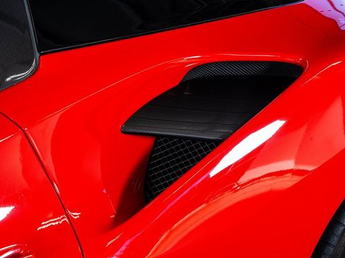 Used 2016 Ferrari 488 Spider image 24