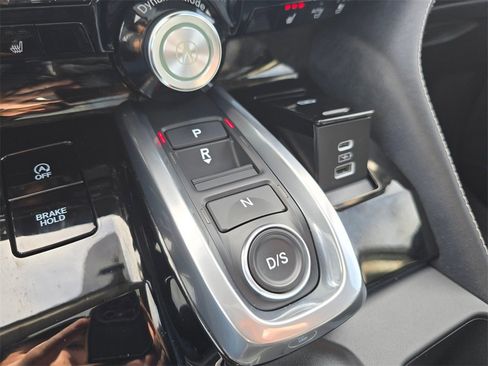 Used 2023 Acura MDX SH-AWD w/ Advance Package image 26