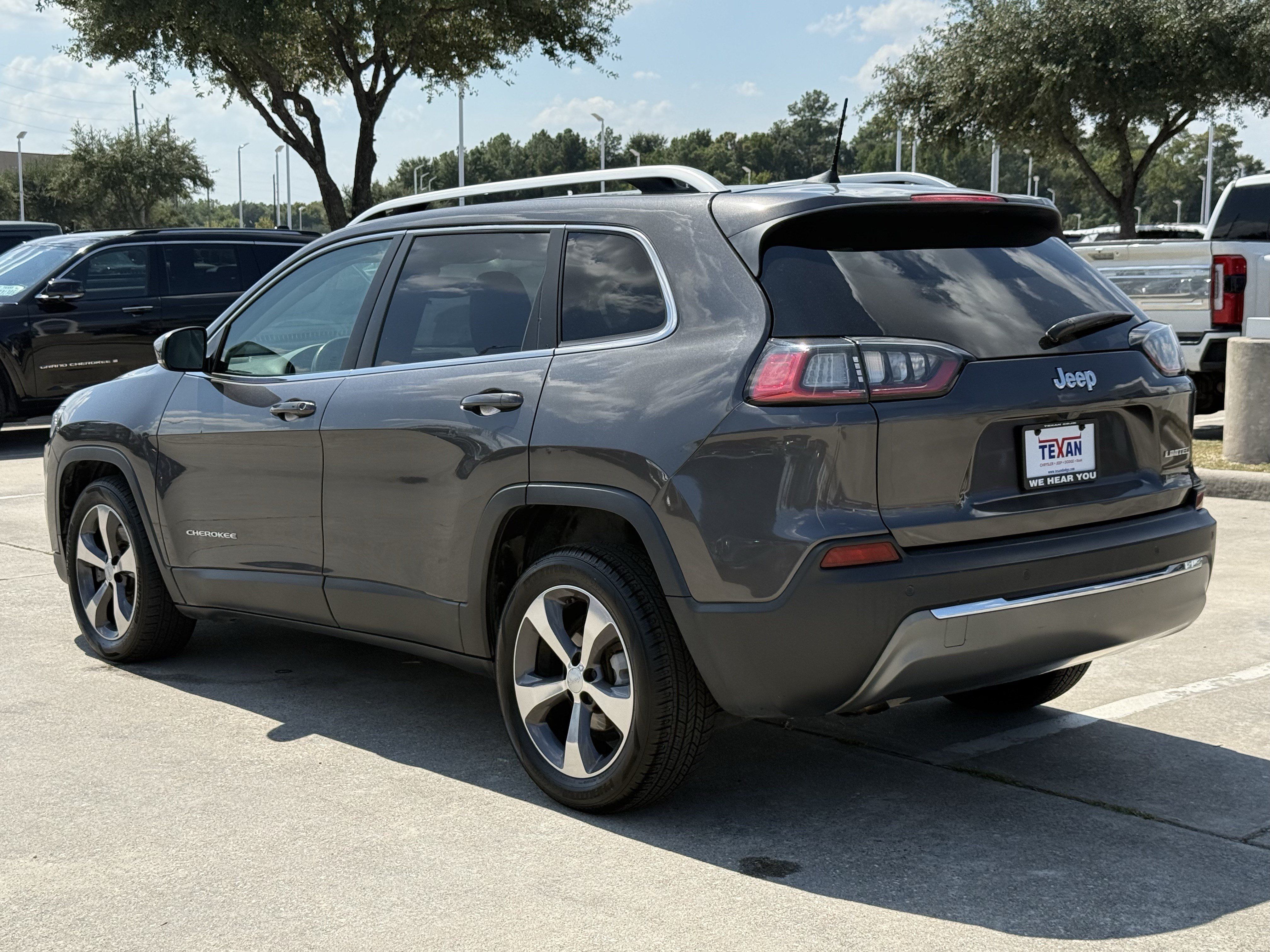 Used 2020 Jeep Cherokee Limited FWD image 7