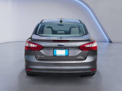 Used 2014 Ford Focus SE FWD image 8
