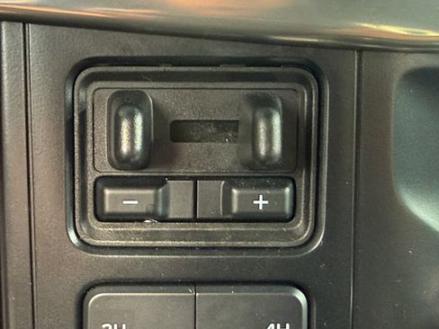 Used 2024 Ford F150 Lariat w/ Equipment Group 502A High AWD/4WD image 31