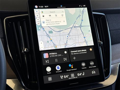 Certified 2025 Volvo XC90 B6 Plus image 19