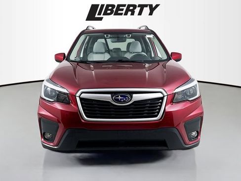 Used 2021 Subaru Forester Premium image 2