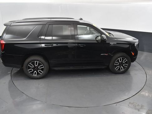 Used 2024 GMC Yukon AT4 w/ Technology Package AWD/4WD image 31