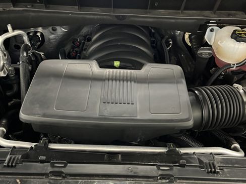 Used 2025 Chevrolet Silverado 1500 RST w/ Redline Edition AWD/4WD image 30