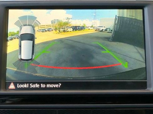 Used 2016 Volkswagen GTI SE w/ Driver Assistance Package FWD image 16
