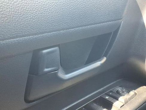 Used 2025 Toyota 4Runner SR5 image 16