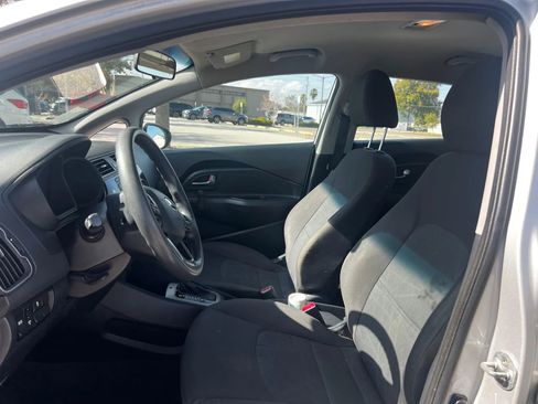 Used 2016 Kia Rio LX image 12