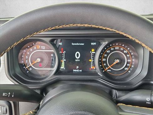 Used 2024 Jeep Gladiator Sport AWD/4WD image 11