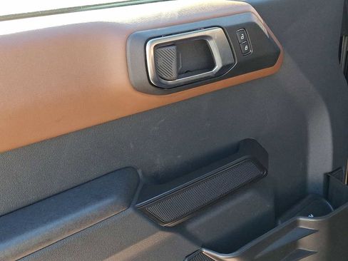 Used 2024 Ford Bronco Outer Banks image 28