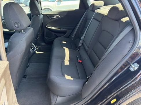 Used 2023 Chevrolet Malibu LT FWD image 19