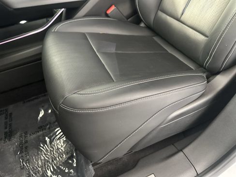 Used 2024 Cadillac Lyriq Sport RWD image 12