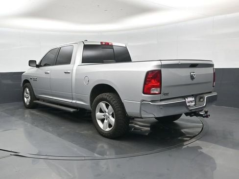Used 2017 RAM 1500 Classic SLT image 6