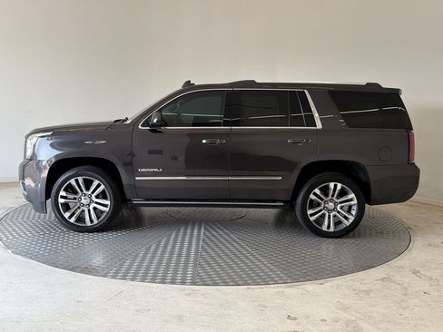 Used 2018 GMC Yukon Denali w/ Denali Ultimate Package AWD/4WD image 2