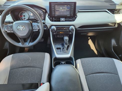 Used 2020 Toyota RAV4 XLE w/ Convenience Package image 10