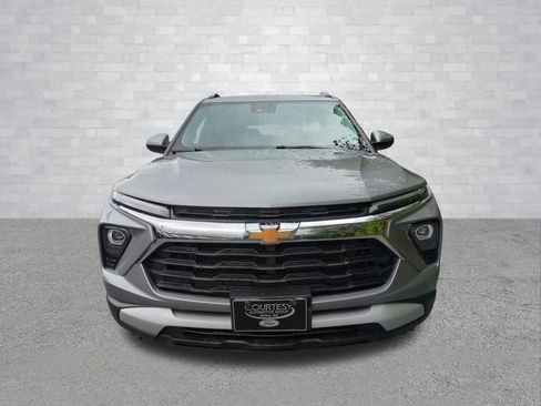 Used 2025 Chevrolet TrailBlazer LT AWD/4WD image 10
