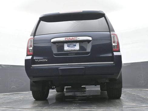 Used 2020 GMC Yukon Denali w/ Open Road Package AWD/4WD image 38