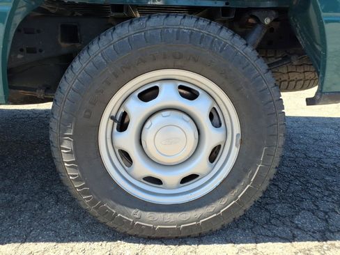 Used 2020 Ford F150 XL w/ XL Power Equipment Group AWD/4WD image 9