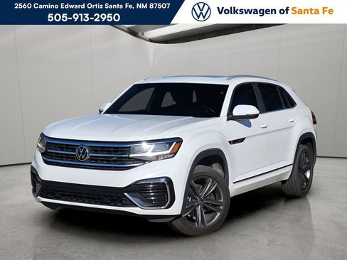 Used 2021 Volkswagen Atlas Cross Sport SE FWD image 1