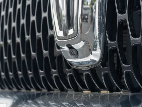 Used 2022 Lincoln Navigator L Reserve RWD image 7