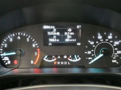 Used 2022 Ford Escape SE w/ SE Sport Appearance Package AWD/4WD image 9